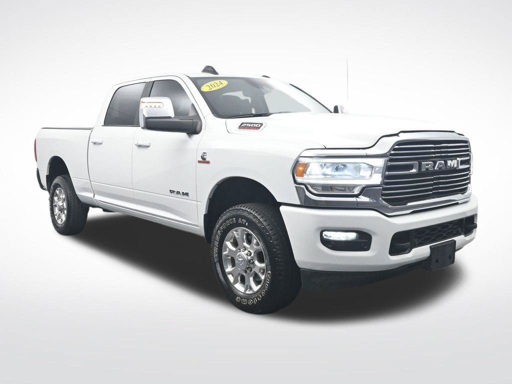Used 2024 RAM 2500 Laramie w/ Safety Group AWD/4WD image 3