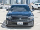 Used 2023 Volkswagen Jetta Sport image 2