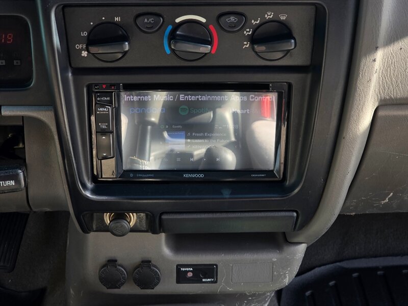 Used 2002 Toyota Tacoma 4x4 Xtracab V6 image 41