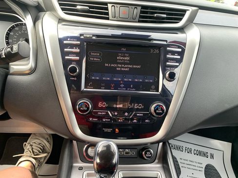 Used 2024 Nissan Murano SV w/ SV Midnight Edition Package FWD image 21
