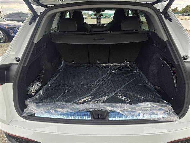 New 2026 Audi Q5 Premium AWD/4WD image 14