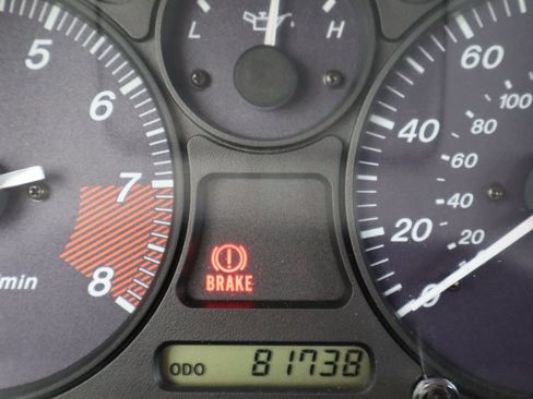 Used 1999 MAZDA MX-5 Miata RWD image 35