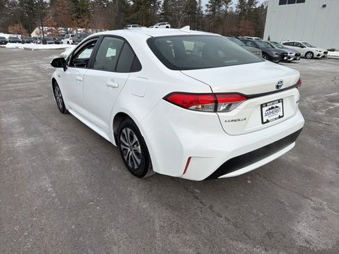 Used 2020 Toyota Corolla LE image 7