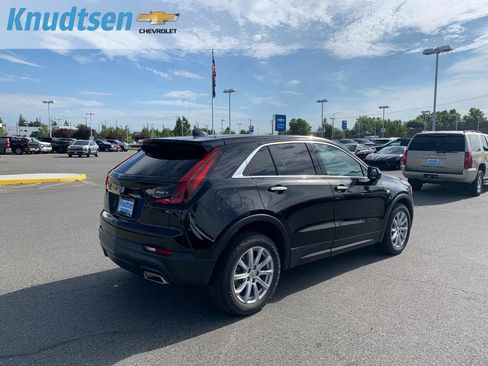 Used 2021 Cadillac XT4 Luxury w/ Driver Awareness Package AWD/4WD image 7