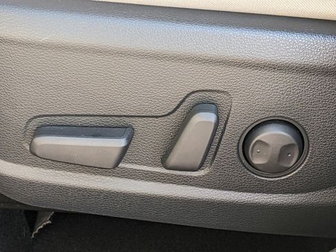 Used 2020 Kia Soul EX image 31