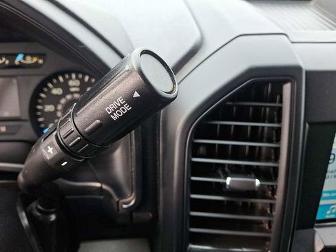 Used 2018 Ford F150 XL w/ Equipment Group 101A Mid image 15