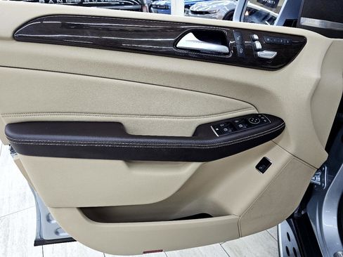 Used 2017 Mercedes-Benz GLE 350 w/ Premium 1 Package image 40