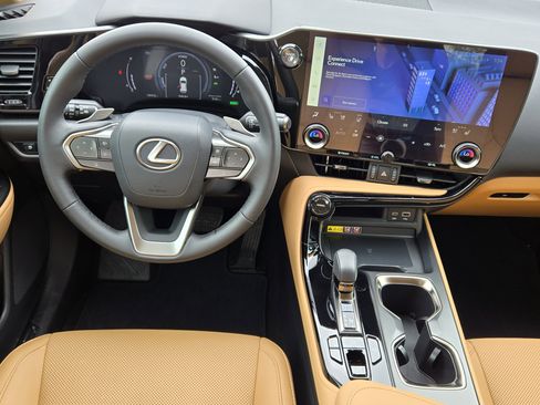 Used 2024 Lexus NX 350h AWD image 34