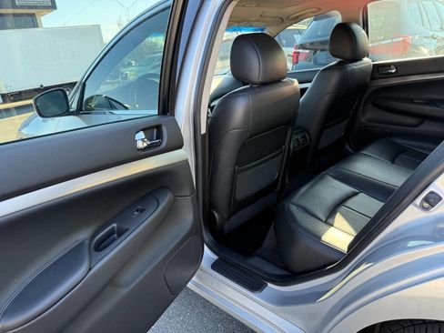 Used 2012 INFINITI G37 x Sedan w/ Premium Pkg image 9