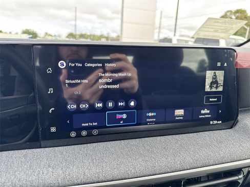 New 2026 Nissan Kicks SV w/ SV Premium Package image 16