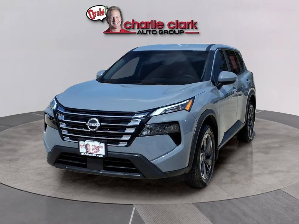Used 2026 Nissan Rogue SV FWD image 1