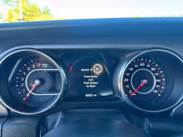 Used 2022 Jeep Gladiator Mojave w/ LED Lighting Group AWD/4WD image 27