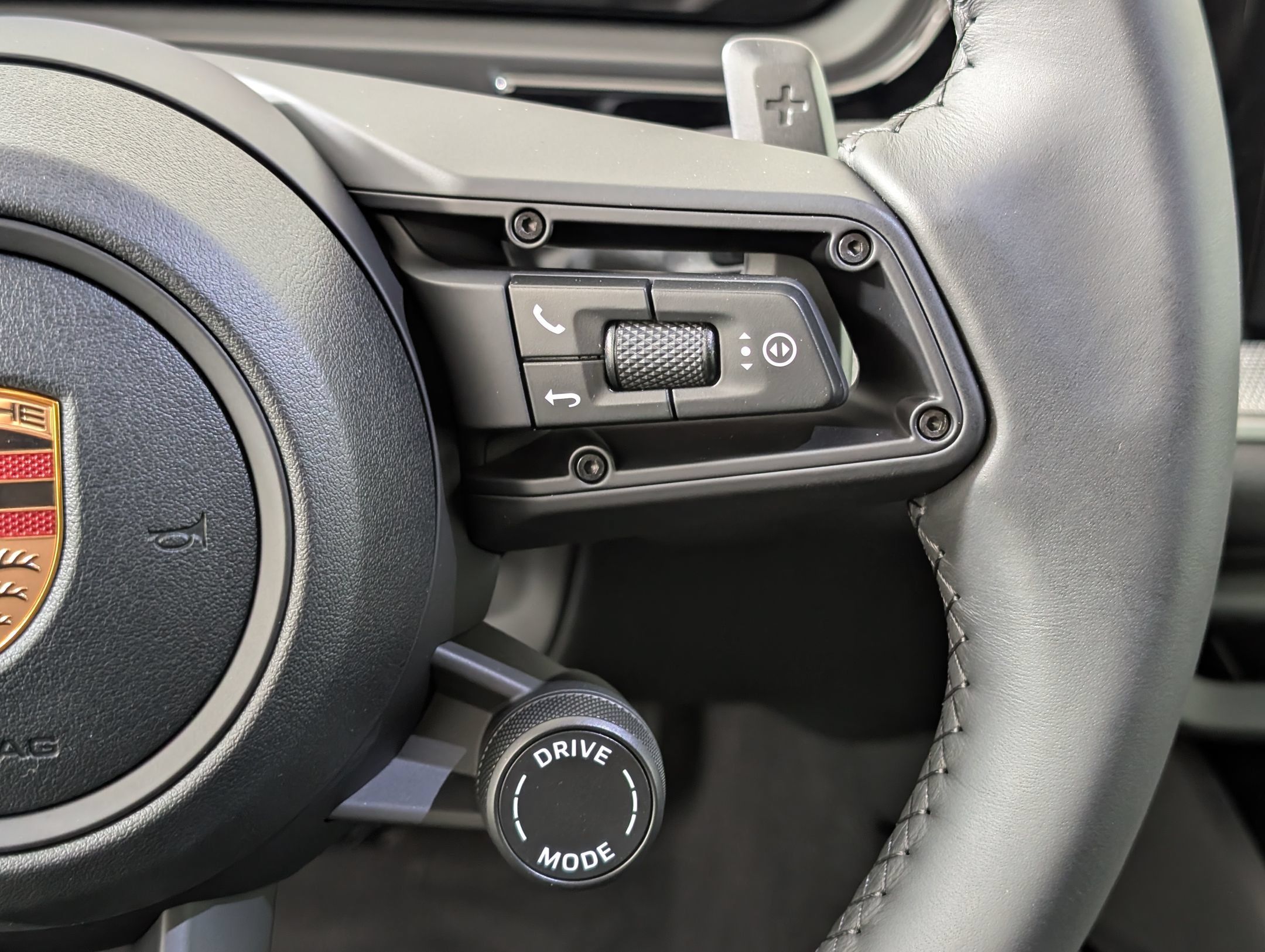 Certified 2026 Porsche Cayenne AWD/4WD image 23