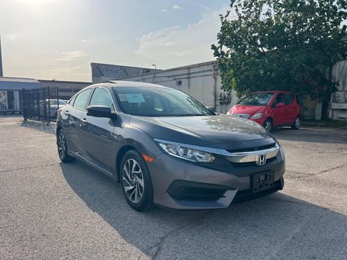 Used 2017 Honda Civic EX image 33