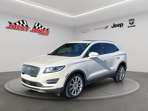 Used 2019 Lincoln MKC Reserve w/ MKC Technology Package FWD image 2