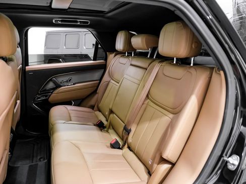 Used 2023 Land Rover Range Rover Sport SE AWD/4WD image 34
