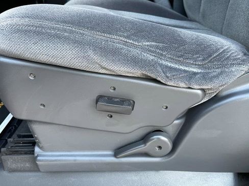 Used 2005 GMC Sierra 1500 SLE w/ Light Duty Power Package image 25