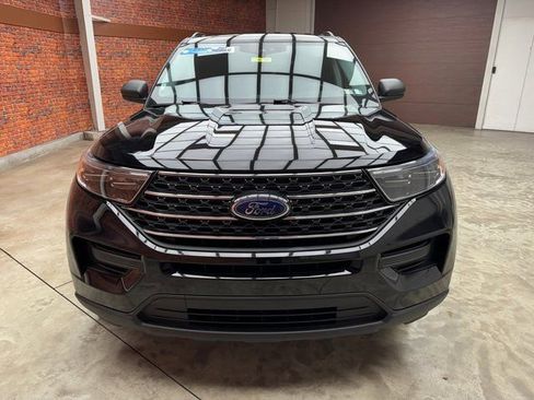 Certified 2023 Ford Explorer XLT image 9
