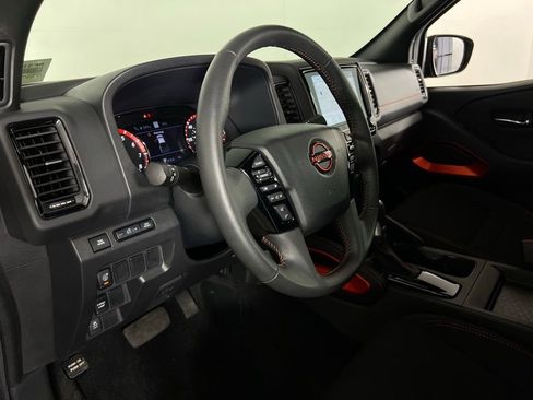 Used 2024 Nissan Frontier Pro-X w/ Technology Package image 21