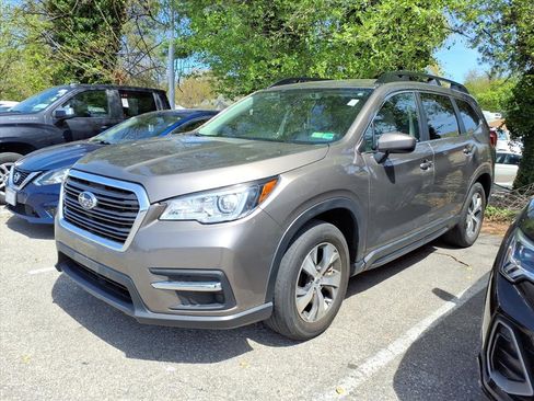 Used 2022 Subaru Ascent Premium w/ Convenience Package AWD/4WD image 3