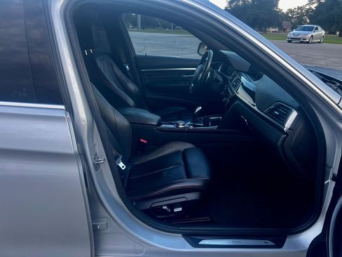 Used 2017 BMW 330i Sedan image 17