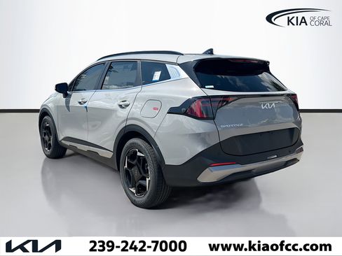 New 2026 Kia Sportage EX w/ EX Panorama Roof Package image 3