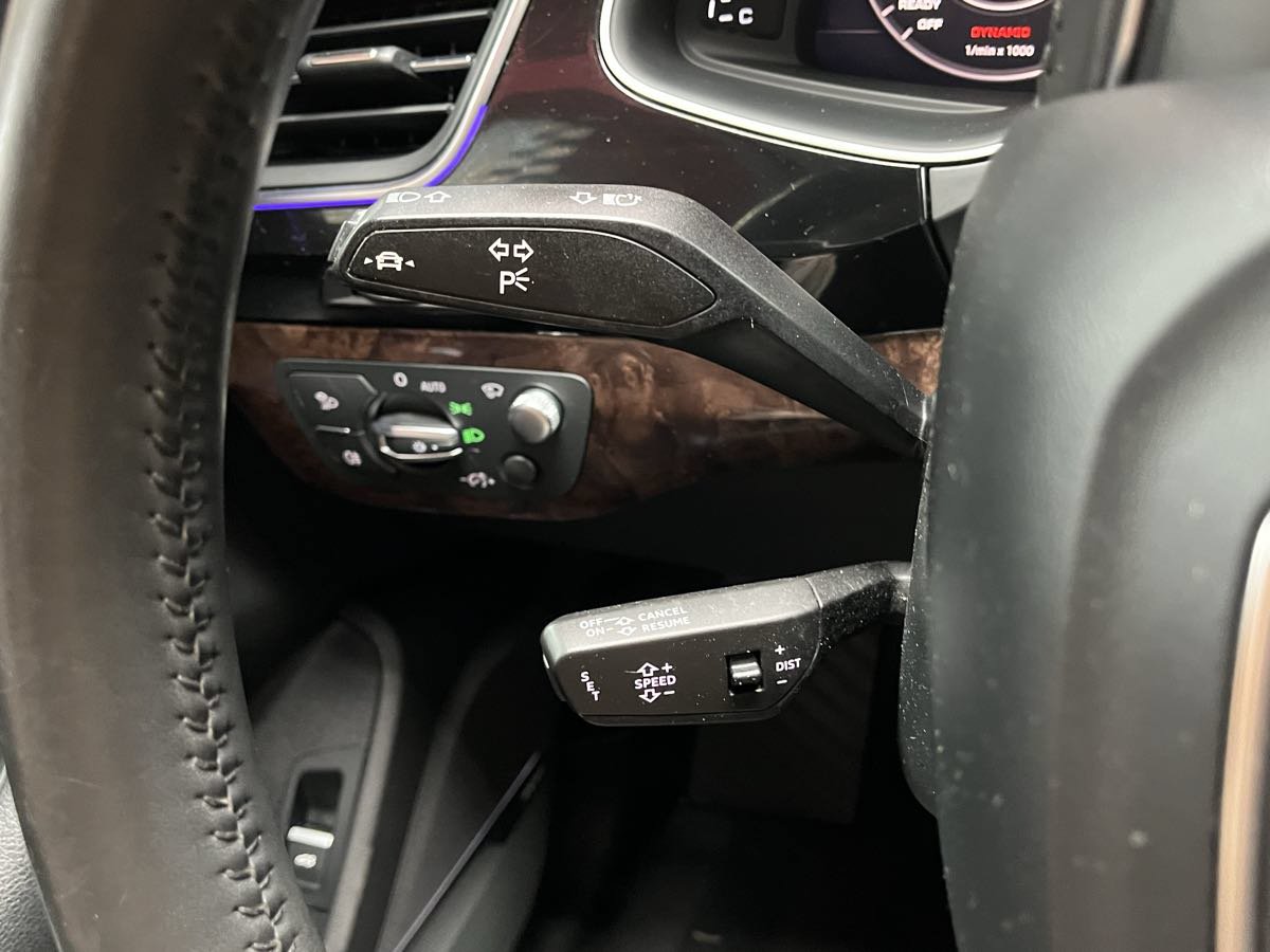 Used 2018 Audi Q7 3.0T Prestige w/ Prestige Package AWD/4WD image 13