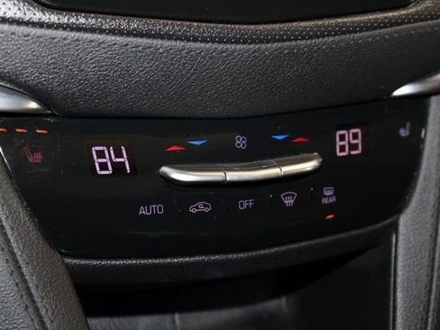 Used 2020 Cadillac XT5 Premium Luxury image 19