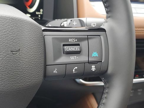 New 2026 Nissan Rogue Platinum image 17