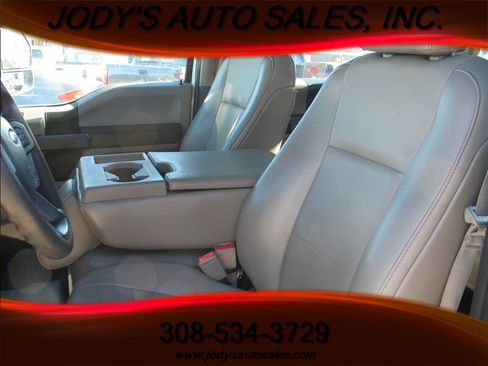 Used 2019 Ford F250 XL w/ Power Equipment Group image 5