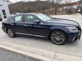 Used 2017 Lexus LS 460 AWD video 2