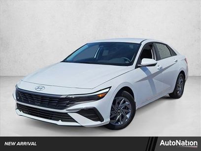 Used 2024 Hyundai Elantra SEL