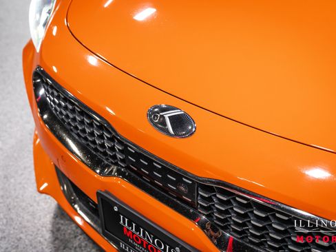 Used 2020 Kia Stinger GT2 image 13