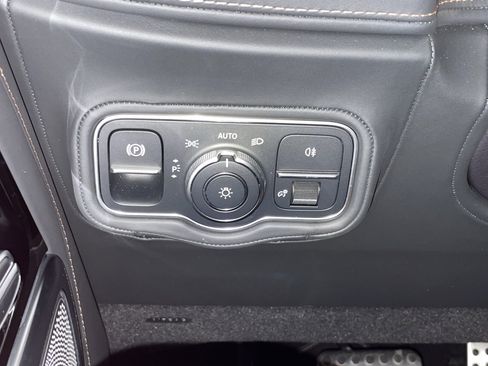 Certified 2025 Mercedes-Benz G 63 AMG 4MATIC image 22