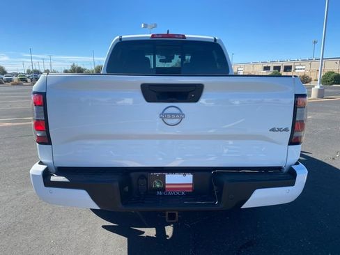 New 2025 Nissan Frontier SV w/ SV Convenience Package image 5