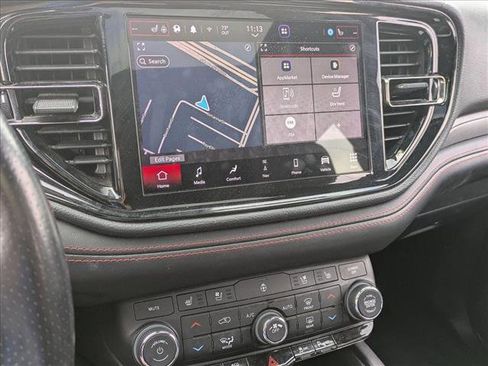 Used 2023 Dodge Durango GT image 12