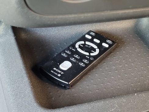 Used 2012 Nissan Xterra S AWD/4WD image 32