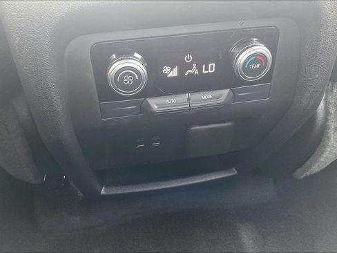 Used 2025 GMC Acadia Elevation FWD image 37