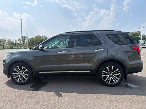 Used 2017 Ford Explorer Platinum AWD/4WD image 15