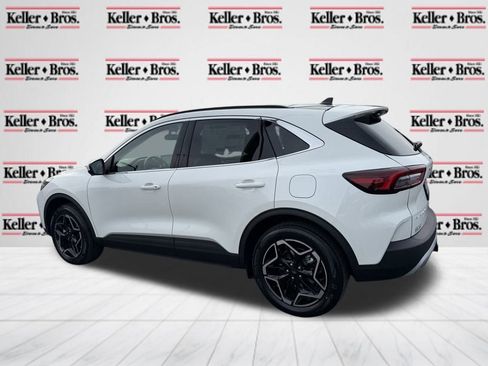 New 2026 Ford Escape Platinum w/ Premium Technology Package image 5