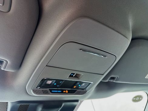 Used 2023 Ford F150 Lariat w/ Equipment Group 502A High image 34