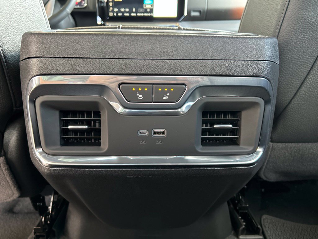 Used 2026 GMC Sierra 1500 Denali w/ Technology Package AWD/4WD image 15