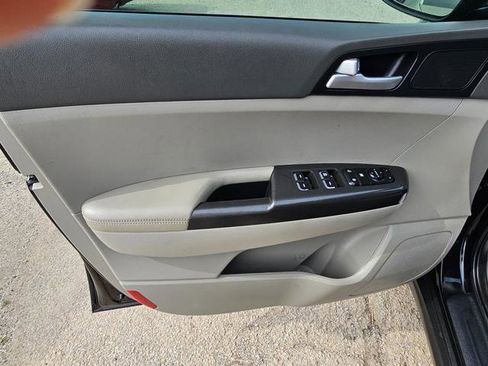 Used 2019 Kia Sportage LX w/ LX Popular Package image 10