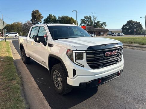 Used 2025 GMC Sierra 1500 AT4 AWD/4WD image 8