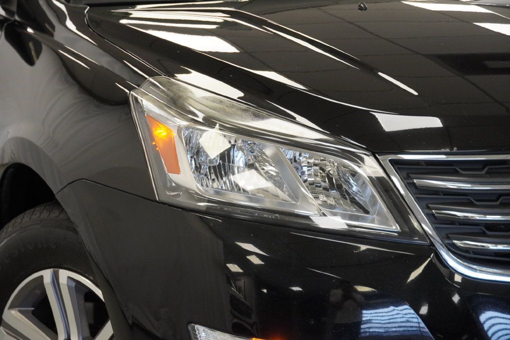Used 2016 Chevrolet Traverse LT AWD/4WD image 8
