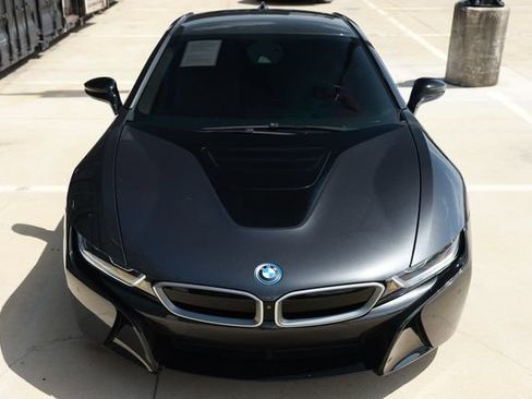 Used 2020 BMW i8 Coupe AWD/4WD image 22