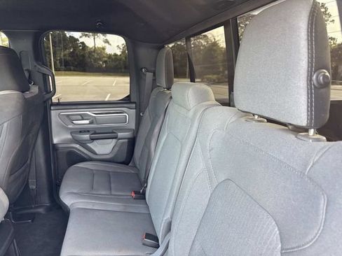 Used 2022 RAM 1500 Big Horn AWD/4WD image 11