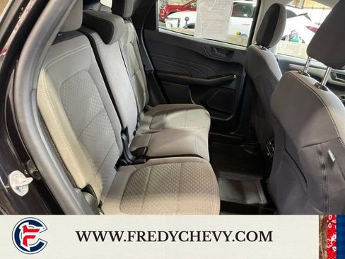 Used 2022 Ford Escape SE w/ Cold Weather Package image 28