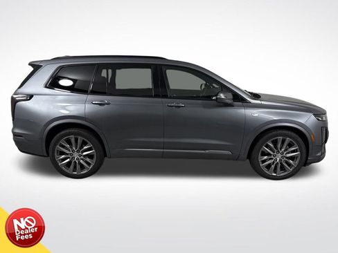 Used 2021 Cadillac XT6 Sport image 2