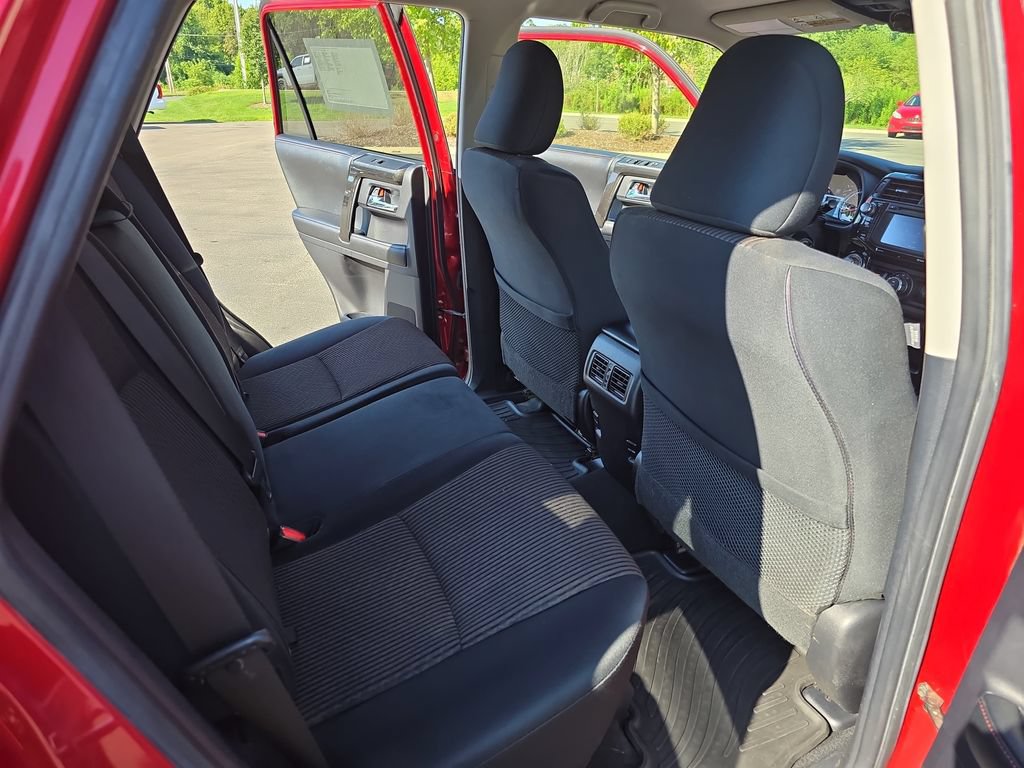 Used 2015 Toyota 4Runner Trail AWD/4WD image 14